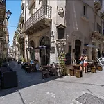 Palazzo Amalfitania